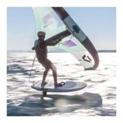 WIP Wing Board Leash 9 WIP Wing Board Leash -Brunotti Butik 20220921 forward wip arnaud jeanmiphotographies.ch 404 e1678888174461