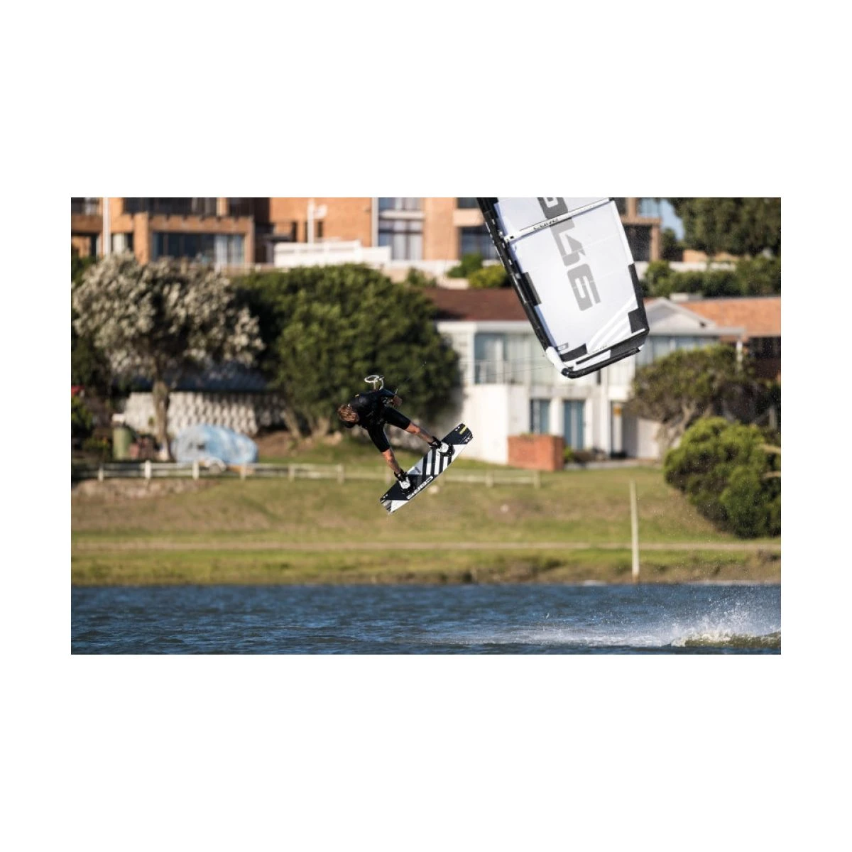 Core Choice 4 Freeride Twintip Kiteboard 10 Core Choice 4 Freeride Twintip Kiteboard - Billede 8