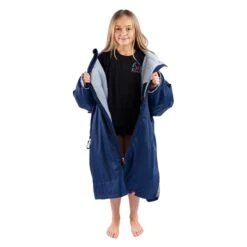 Dryrobe Advance Long Sleeve Poncho Jakke 6 Dryrobe Advance Long Sleeve Poncho Jakke -Brunotti Butik ls navy 4 2024x2024.jpg kopi 1